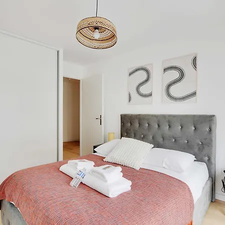 Apartment Chic Duplex With Rooftop -3bd-6p- *