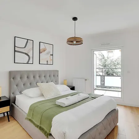 Chic Duplex With Rooftop -3bd-6p- Daire Nogent-sur-Seine