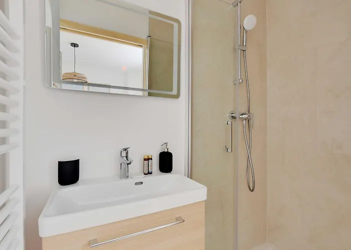 Apartamento Chic Duplex With Rooftop -3bd-6p- Nogent-sur-Seine