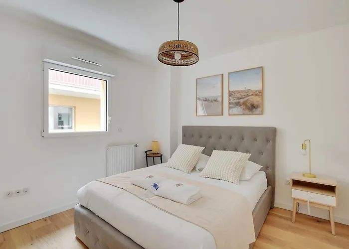 Apartamento Chic Duplex With Rooftop -3bd-6p- Nogent-sur-Seine